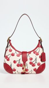 Cherry red handbag – summer accessory trend